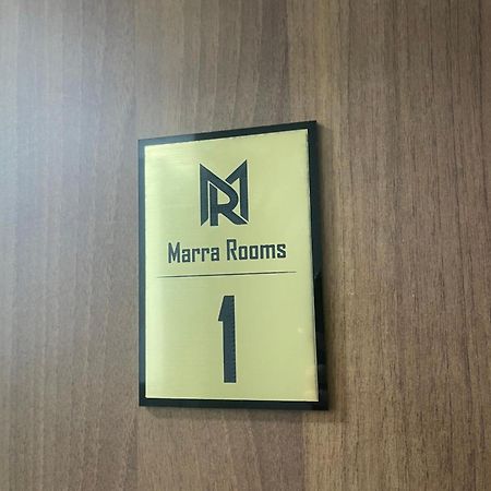 Marra'S Rooms Дуррес Екстер'єр фото